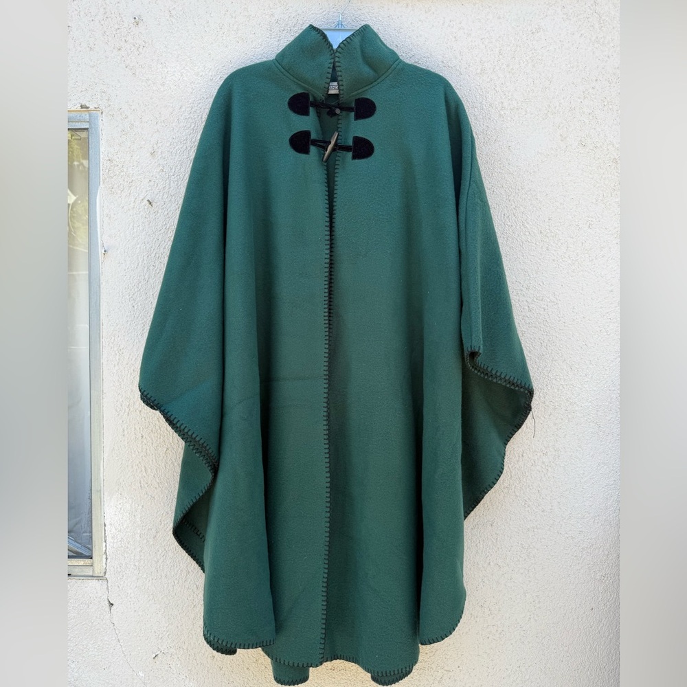 Amanda Smith poncho